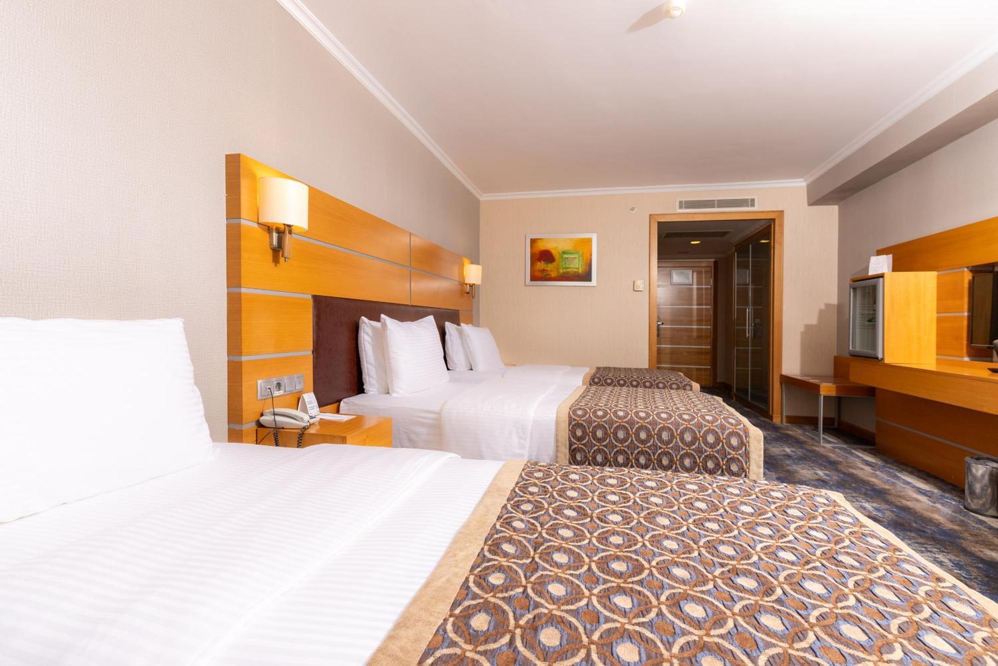 Ankara Plaza Hotel Exterior foto