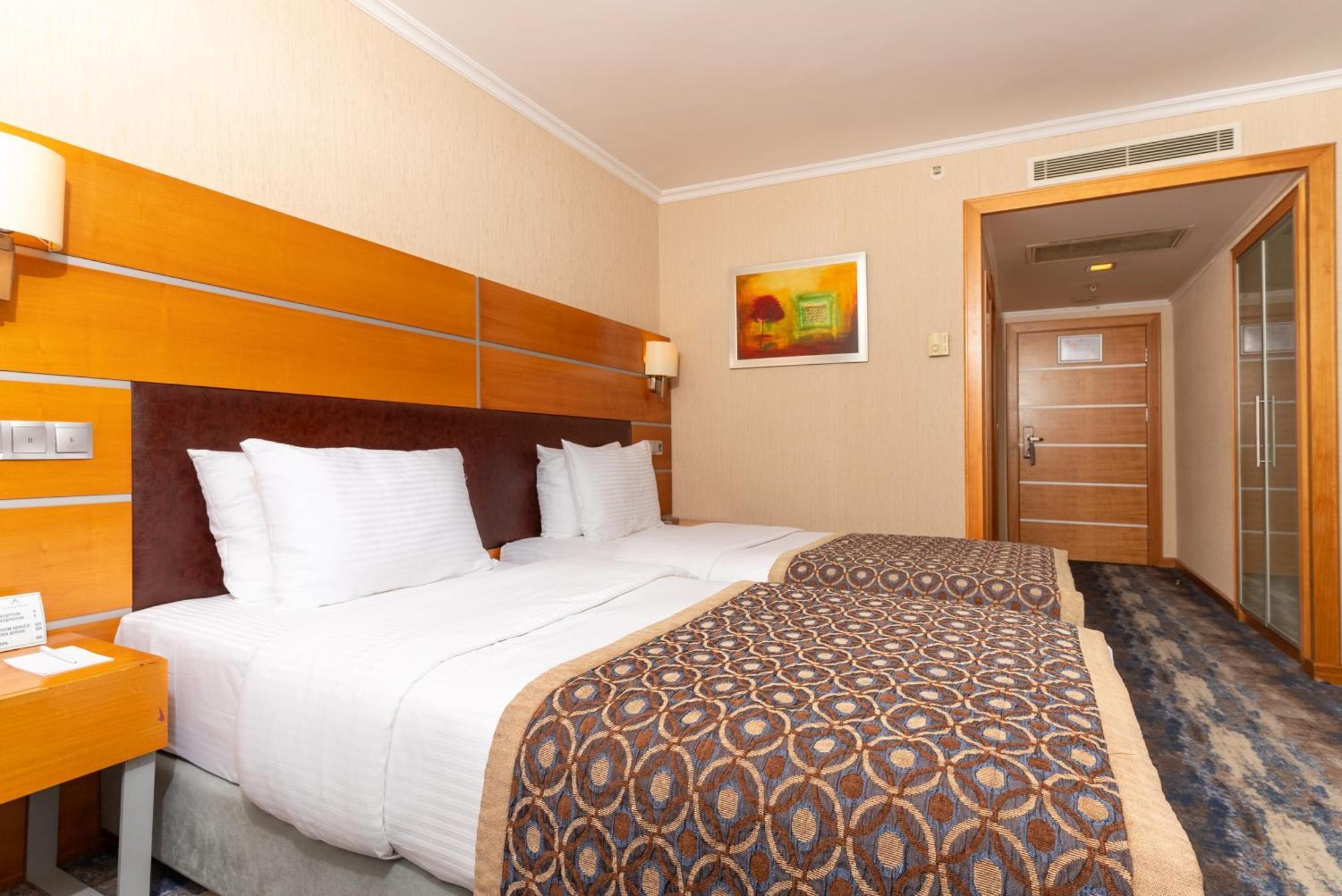 Ankara Plaza Hotel Exterior foto